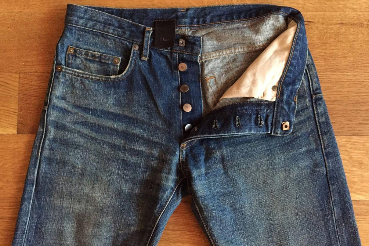 «Эти джинсы, что, золотые?» Как работают экологичные fashion-бренды в России