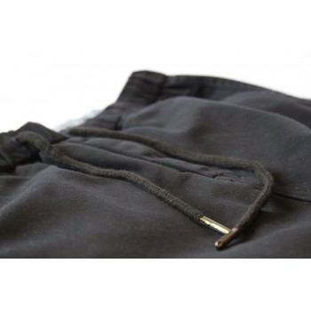 Мужские дизайнерские брюки из плотной хлопковой ткани с эластаном черные Juoadashi (Япония)